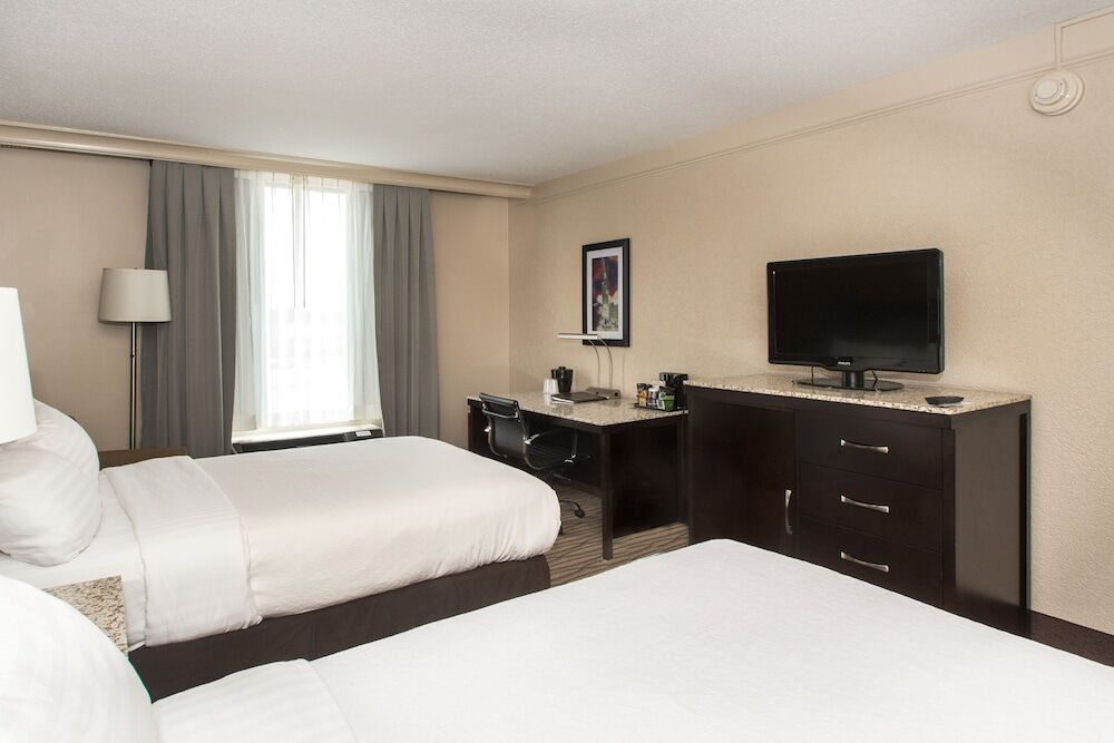 Best Western Plus Strongsville Cleveland Exterior foto